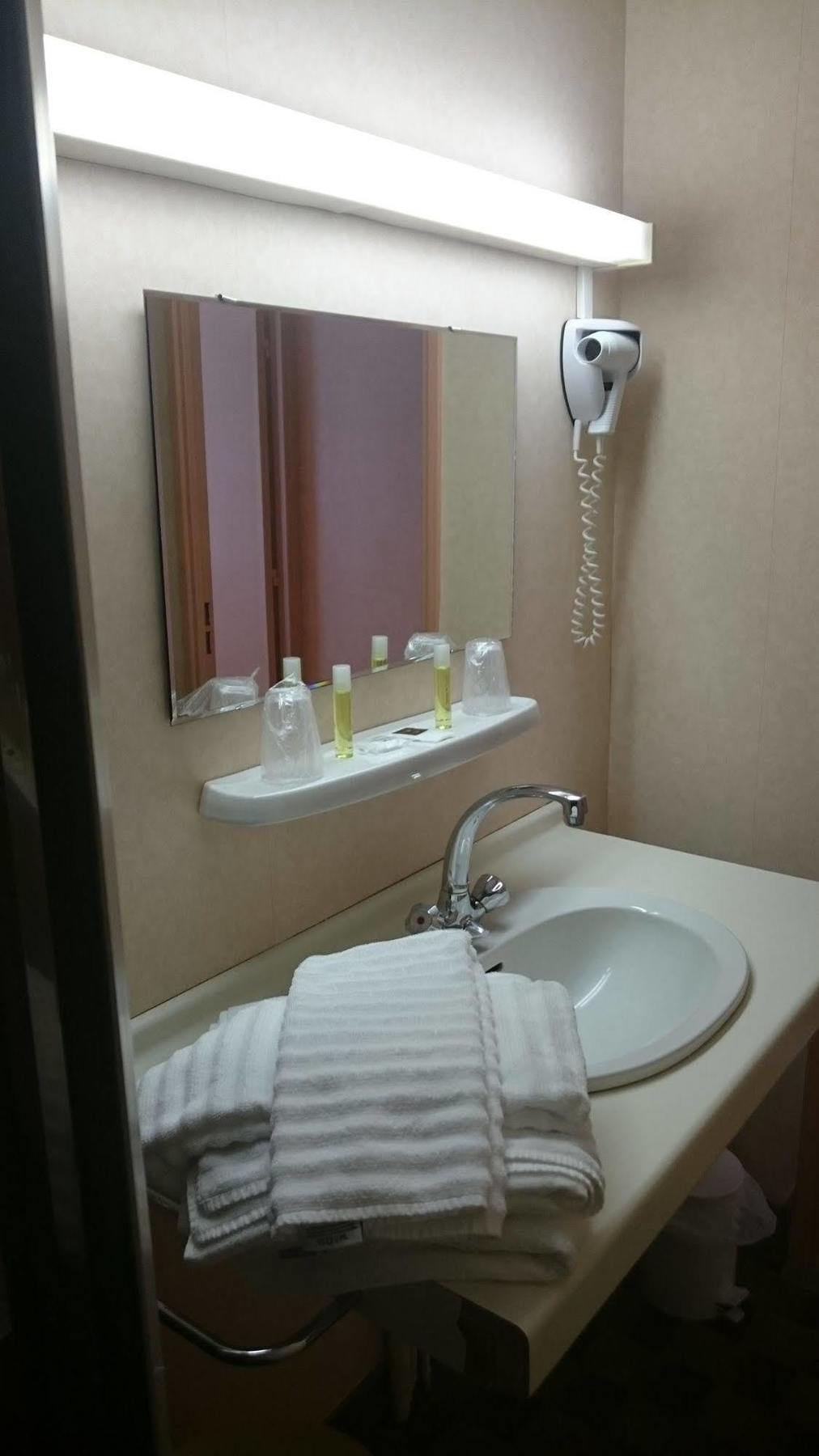 Brit Du Ban Hotel